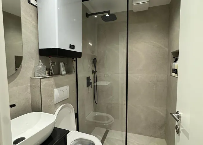 Lovely 2-bedroom Free Parking Natural *