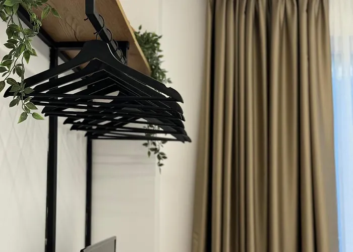 Lovely 2-bedroom Free Parking Natural גולם