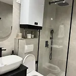 Lovely 2-bedroom Free Parking Natural غوليم