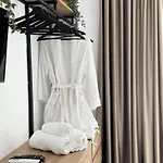 Lovely 2-bedroom Free Parking Natural غوليم