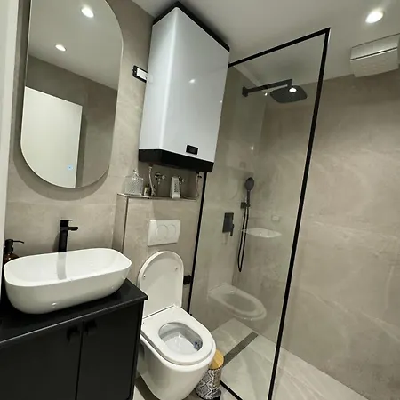 Lovely 2-bedroom Free Parking Natural Apartament