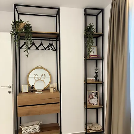 Apartment Lovely 2-bedroom Free Parking Natural *