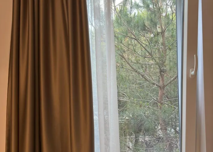 Lovely 2-bedroom Free Parking Natural * Golem (Tirana)