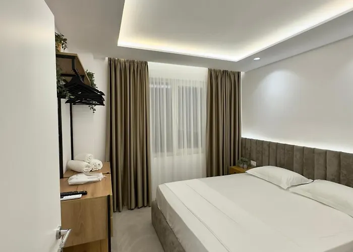 Lovely 2-bedroom Free Parking Natural Apartment Golem (Tirana)